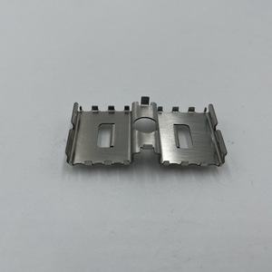 Pièce d'estampage métallique Boss Bs-87 E-15 en fer et acier inoxydable conducteur à usage général pour applications tactiles - Product Image 2