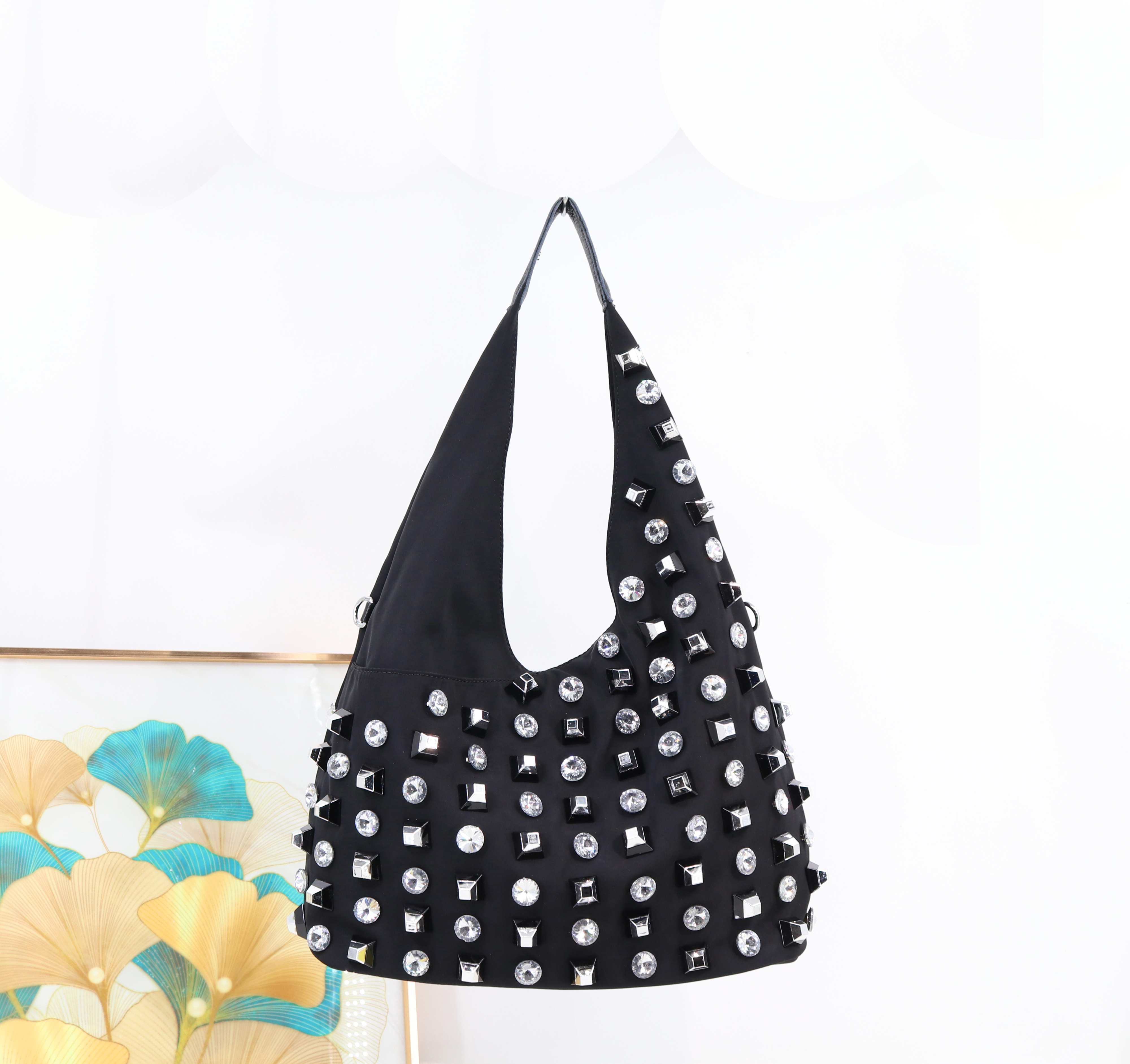 Black/diamond  251021