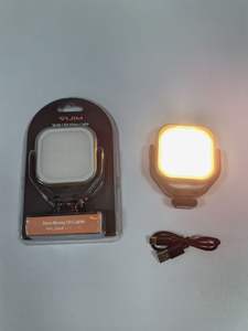 Ulanzi VL66 3200K-6500K Lumière d'appoint LED rechargeable avec rotation à 360 degrés et batterie intégrée de 2000 mAh - Product Image 5