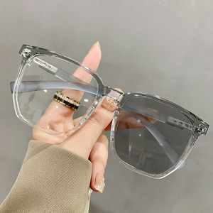 Lunettes <span class=keywords><strong>de</strong></span> blocage <span class=keywords><strong>de</strong></span> la lumière bleue à monture carrée photochromique pour hommes et femmes - Product Image 1