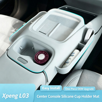 Pour Xpeng MONA L03 Tapis de console centrale intégré en silicone avec porte-gobelet et poche latérale, couleur d'origine, accessoire intérieur pour véhicule électrique