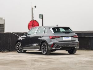 Next-Gen <span class=keywords><strong>A3</strong></span> Sportback Sedan AU-Di รถยนต์เบนซินกล่องเกียร์อัตโนมัติหนังกล้องด้านหลัง - Product Image 5