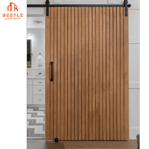 <span class=keywords><strong>Porte</strong></span> de grange rétro en bois massif, laissant le temps de couler doucement dans le grain du bois - Product Image 1