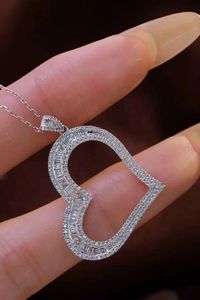 Collar Xinfly de Oro Real de 18k con Corazón de Durazno Grande y Diamantes Naturales de 0.65ct para Mujer - Product Image 4