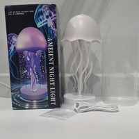 À la mode suspendre la lumière de table d'ambiance de méduse RVB changeant la veilleuse de méduse