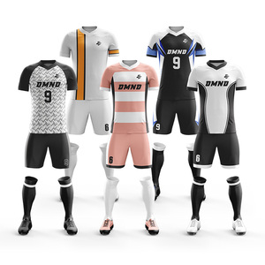 Uniformes de Fútbol al por Mayor de Nuevo Estilo, Diseño Único, Ropa Deportiva de Fútbol de Secado Rápido para Hombre - Product Image 1