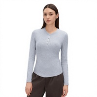 Atasan Olahraga Wanita Kerah Henley 2026, Kemeja Kasual untuk Workout, Kancing Depan, Bahan Modal Nyaman, Lengan Panjang, Blus Yoga dan Olahraga