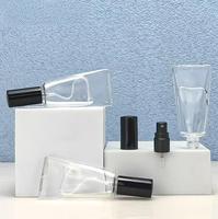 Flacon pulvérisateur en verre plat de 10 ml en forme de dentifrice avec bouchon à vis, pompe à fine brume sérigraphiée pour emballages cosmétiques et de parfum