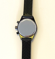 Montre personnalisable à bracelet en caoutchouc noir de mode sportive pour hommes avec affichage de la date montre à quartz multi-fuseaux horaires pour hommes