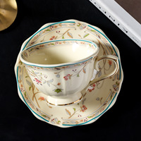 Tasse à café et soucoupe en porcelaine écologique de style européen, bordure dorée, motif floral vintage, pastoral, bohème, dentelle, luxe léger, 250 ml, thé
