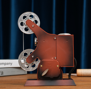 เครื่องฉายภาพยนตร์จำลอง รุ่นวินเทจ ทำจากเรซิ่น ของตกแต่งบ้าน งานฝีมือตั้งโต๊ะ - Product Image 4
