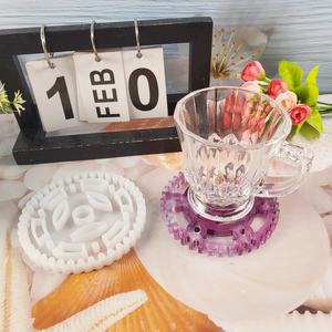 Moldes de fundición de resina hechos a mano DIY Ins estilo silicona Gear Cup Mat y adornos decorativos molde X0286 herramientas para pasteles - Product Image 1