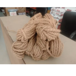 Corde de coco rustique faite de 100 pour cent de fibre de noix de coco idéale pour l'artisanat thèmes nautiques décor de jardin et utilisation adaptée aux animaux de compagnie - Product Image 1