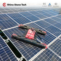 Machine de nettoyage de panneaux photovoltaïques à commande à distance, robot de nettoyage de panneaux solaires, équipement pour ferme solaire