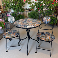 Style européen Fer Cour extérieure Jardin Charbon de bois Barbecue Grill Maison Extérieur Mosaïque Barbecue Table et chaises