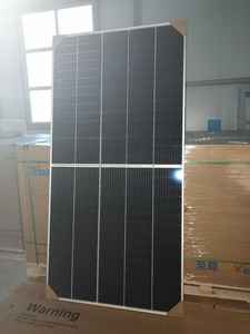 JinKo // JA Tier 1 Marque Trina Panneau solaire mono 650W 655W 660W 670W Panneau solaire demi-cellule Système d'alimentation domestique Version UE - Product Image 2