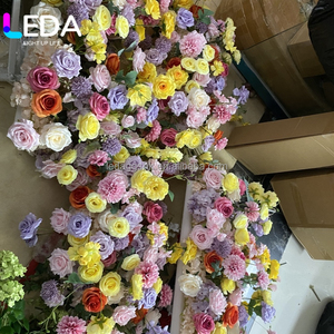 Arreglo Floral Colgante LEDA de Tamaño Personalizado en Colores Amarillo, Rosa y Morado para Bodas y Fiestas de Cumpleaños - Product Image 3