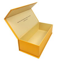 Boîte cadeau en carton de luxe personnalisée, jaune mat, magnétique, gaufrée, avec matériaux recyclés, pour bougies parfumées et insert en papier