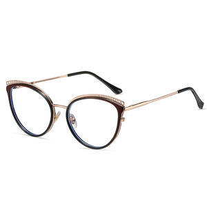 Montura de gafas ópticas de ojo de gato bicolor para mujer con protección contra la luz azul, patillas de metal con resorte, diseño ovalado y puente medio. - Product Image 2