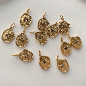 EManco Colgante Geométrico Brillante y Colorido con Diamantes de Imitación, Ojo Turco, Amuleto Vintage para Mujer y Niña, de Acero Inoxidable 14K - Product Image 4