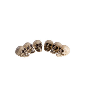 Juego de 6 calaveras de plástico, 5 cm de altura - Product Image 1