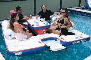 Bar flottant gonflable de qualité commerciale pour 6 personnes avec glacière, en PVC, logo personnalisé, garantie 3 ans, idéal pour les fêtes au bord de la piscine - Product Image 2