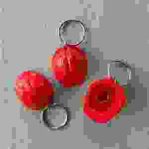 Porte-clés en plastique personnalisé en forme de mini-casque de sécurité IStapromo Gifts Wholesale, porte-clés créatifs en forme de casque de sécurité avec logo - Product Image 4