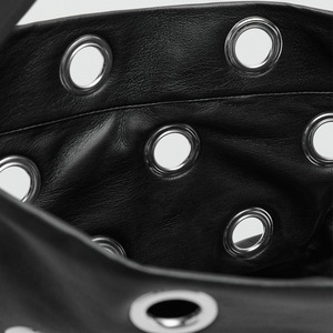 Bolso Retro de Moda con Remaches Metálicos, Bolso de Hombro Estilo Motociclista, Bolso Hobo de Un Solo Hombro, Nuevo Modelo de Primavera, Cuero PU Suave - Product Image 2