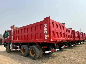 Camión Volquete Usado 2023 8x4 con Motor Weichai <span class=keywords><strong>de</strong></span> 500HP, Bajo Kilometraje, Vehículo <span class=keywords><strong>de</strong></span> Transporte <span class=keywords><strong>de</strong></span> Construcción Confiable y Duradero - Product Image 3