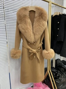 Abrigos largos de Cachemira con cinturón para mujer, puños con cuello de piel auténtica, abrigos de Cachemira de lana verde manzana de alta calidad para mujer - Product Image 4