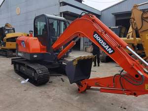 Excavadora de cadenas compacta Doosan DH60-7 usada, 6 toneladas, pocas horas, buen estado, en venta, serie Gold Mini - Product Image 2