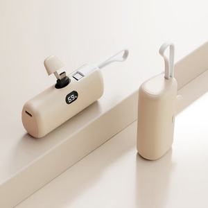 Cargador Portátil de Alta Capacidad de 5000 mAh con Pantalla LED, Carga Rápida, Cable Integrado, Mini Banco de Energía de Emergencia - Product Image 2