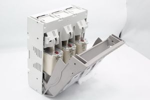 Sectionneur-disjoncteur Tibcon horizontal 3 pôles NH 50/60Hz double fréquence ignifuge pour distribution électrique IEC 60947-3 - Product Image 2