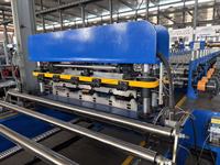 Machine de formage à froid de tôles trapézoïdales pour toitures, ligne de formage à froid de panneaux de toiture métalliques