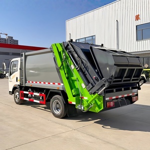 Camion à ordures compacteur HOWO 4x2 à chargement arrière de 7 mètres cubes, camion de transport de déchets diesel manuel - Product Image 6
