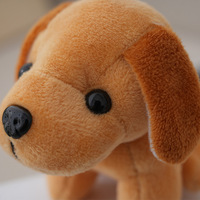 Mini Ornement en Peluche Chien Moelleux Assis, Accessoire en Peluche en Forme de Chien pour Pendentif de Sac et Décoration Faite Main