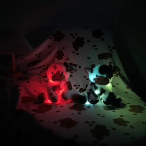 Dễ Thương Cow LED ánh sáng ban đêm nightstand trang trí nội thất đầy màu sắc Comforter PP bông đầy thú nhồi bông sang trọng Đồ chơi phòng ngủ trang trí nội thất búp bê - Product Image 2