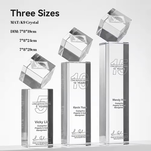 Trofeo <span class=keywords><strong>de</strong></span> Cristal Personalizado con <span class=keywords><strong>Cubo</strong></span> <span class=keywords><strong>de</strong></span> <span class=keywords><strong>Rubik</strong></span>, Premio <span class=keywords><strong>de</strong></span> Cristal Grabado para Empleados Destacados en la Reunión Anual <span class=keywords><strong>de</strong></span> la Empresa - Product Image 2