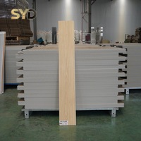 OEM SPC-Bodenbelag 4mm 5mm 6mm Klick-Vinylplanken Großhandel Maßgefertigte Größe Holzmaserung für Innenräume