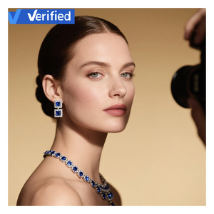 Servicio de edición de imágenes de fotografía y videografía comercial profesional para grabación de vídeo de joyería con accesorios de estudio - Product Image 2