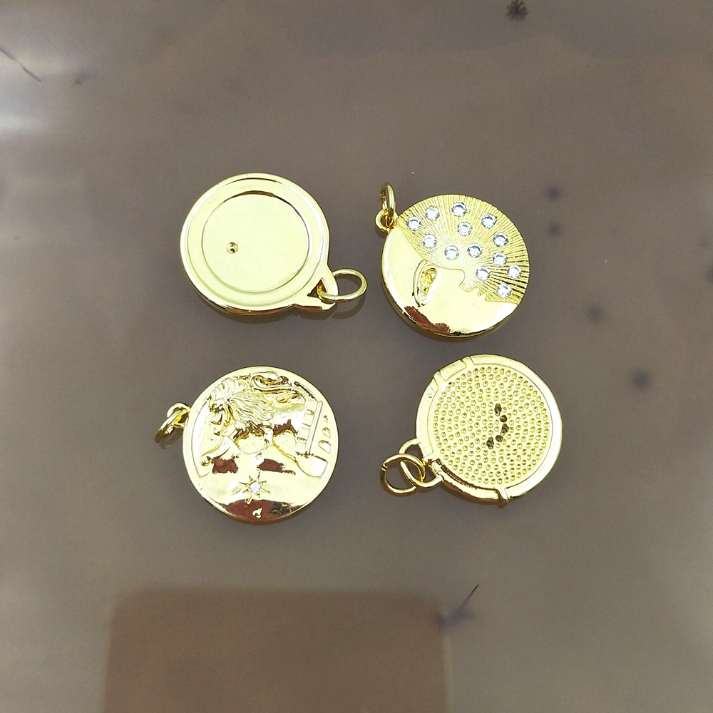 Good quality 2021 new fashion design hand with eye lion beast star moon faces gold plated bracelet pendants for necklace making