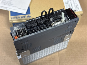 MR-J4-40B-RJ mới MR-J4-40A-PT070 MR-J4-40B1 <span class=keywords><strong>servo</strong></span> mô-đun ổ đĩa cho công nghiệp điều khiển chuyển động Hệ thống điều khiển <span class=keywords><strong>servo</strong></span> - Product Image 3