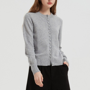 Cardigan corto in lana Merino lavorato a <span class=keywords><strong>maglia</strong></span> grigio anni 120 con bottoni da <span class=keywords><strong>donna</strong></span> a vita alta maglione corto ampio lavorato a <span class=keywords><strong>maglia</strong></span> da <span class=keywords><strong>donna</strong></span> - Product Image 1