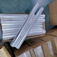 Vente en gros de rouleaux de cellophane transparents et transparents film rétractable de protection en plastique et papier PE pour emballage de cadeaux et de fleurs