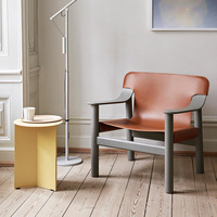 Fauteuil en cuir et bois massif de style nordique de haute qualité pour salon, hôtel, restaurant, chaise de loisirs individuelle, design de créateur