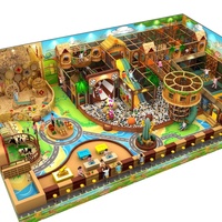Équipement de terrain de jeu intérieur à prix d'usine, thème ferme et jungle, avec toboggan triple piste, cabane dans les arbres en bois, pont en corde et bac à sable pour zones enfants