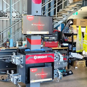 Machine d'alignement de roues 3D de type élévateur avec affichage numérique, 250W, capacité 40kg, vitesse d'équilibrage 140 tr/min, équipement de service automobile pour pneus, France - Product Image 4