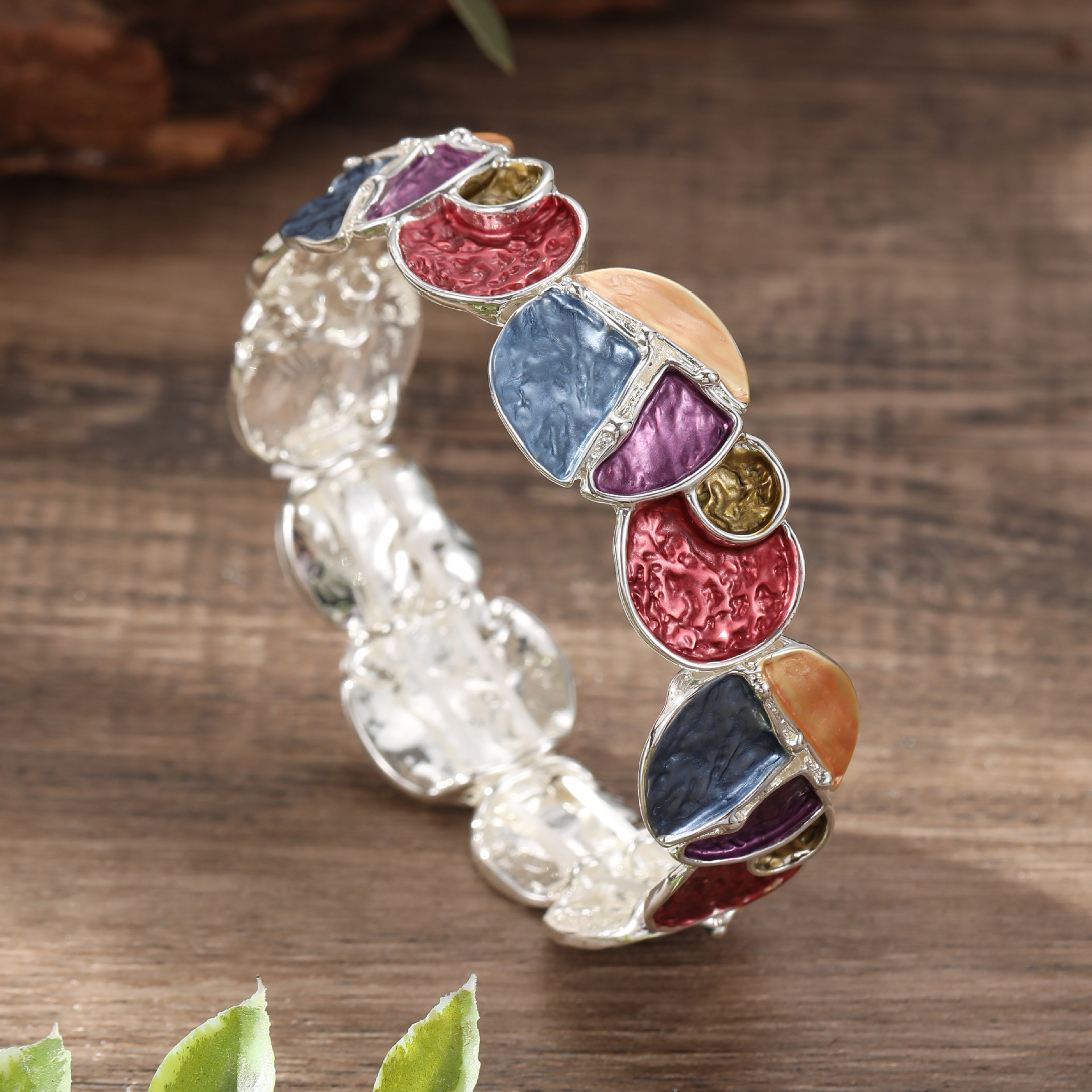 ฤดูหนาวสีกลีบเรขาคณิตวงกลม-เงิน