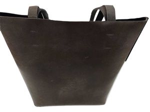 Elegante y elegante bolso de mano de cuero genuino para mujer con cierre abierto Patrón de caramelo y accesorio de forro de poliéster - Product Image 3