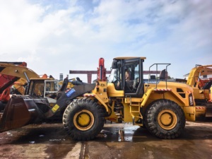 รถตักล้อยาง VOLVO L120B L120G L180Gz มือสอง สภาพดี ราคาถูก ขาย รถตักหน้า 6 ตัน - Product Image 4